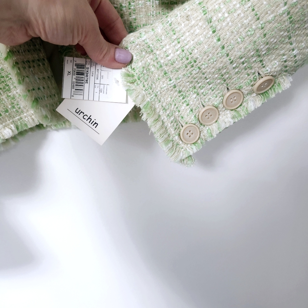New XL Urchin Boucle Jacket - Picture 5 of 13